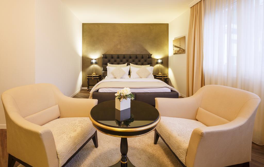 Business Hotel First 포이지스베르크 객실 사진